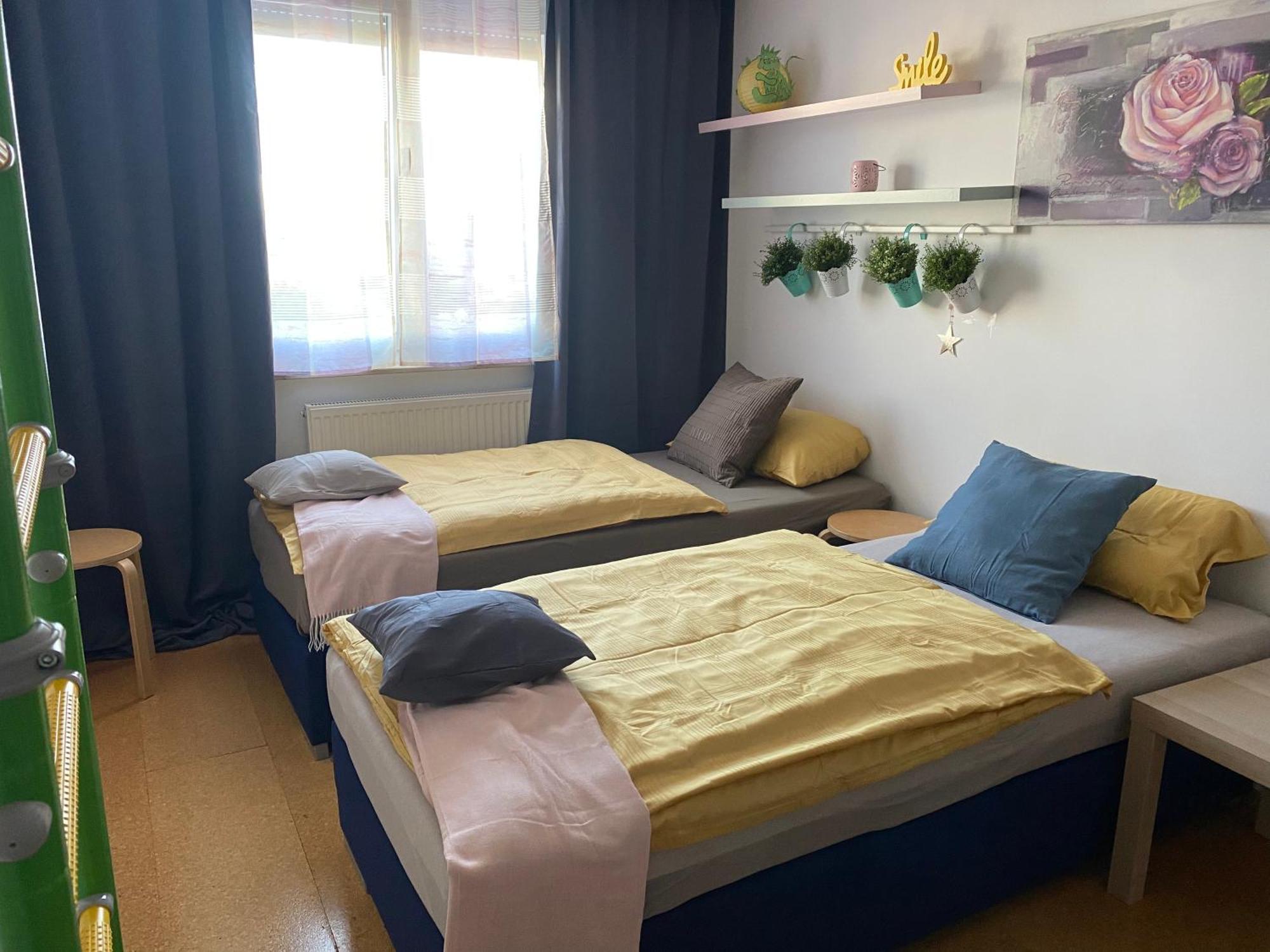 Ruhiges Zimmer Im Gasthaus Essen Exterior photo